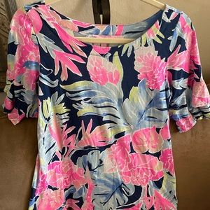 EUC Lilly Pulitzer Ruffle Sleeve Top